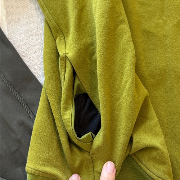 Lululemon Bundle - Picture 3 of 7